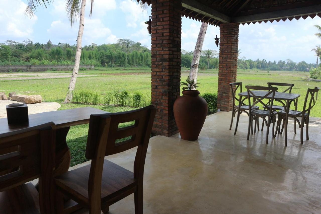 Hôtel Gopalan Borobudur à Magelang Extérieur photo