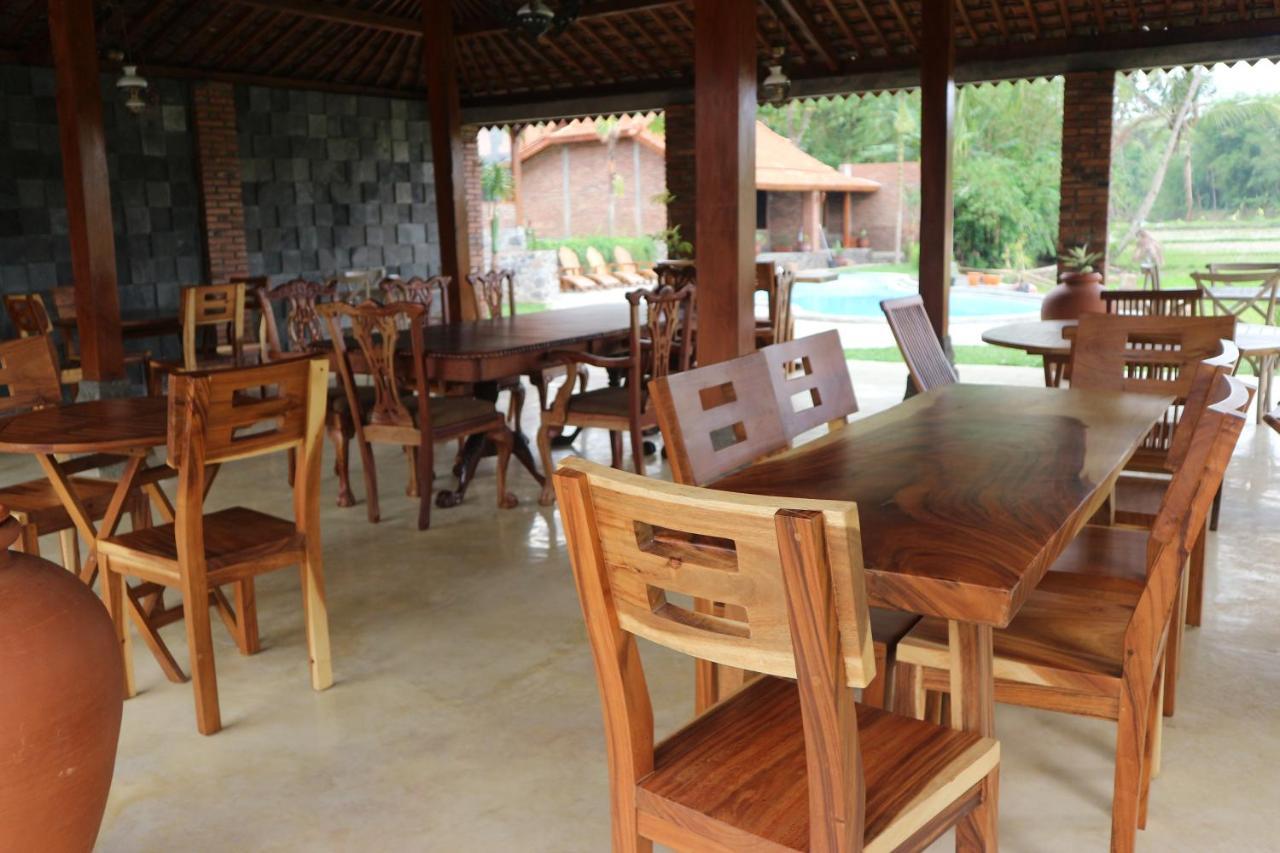 Hôtel Gopalan Borobudur à Magelang Extérieur photo