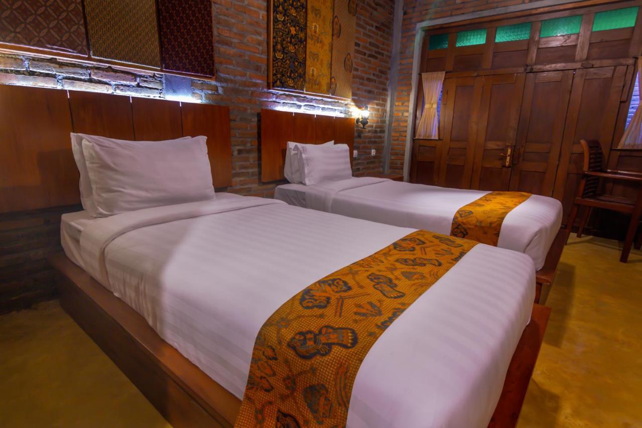 Hôtel Gopalan Borobudur à Magelang Extérieur photo
